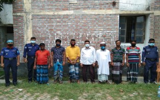 সালথায় পুলিশ অ্যাসল্ট মামলায় ৭জন গ্রেফতার